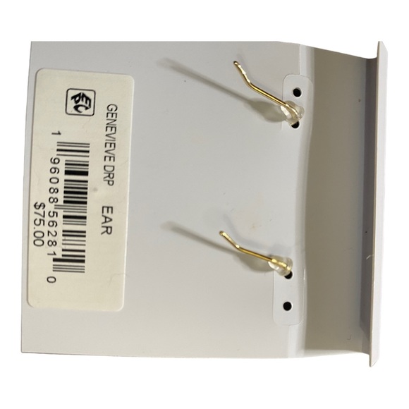 Kendra Scott Blair Butterfly Earrings in Pearly White NWT $75 Necklace Available - Picture 3 of 3